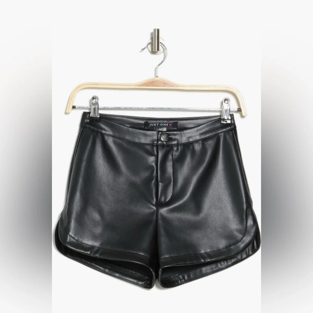 Just One Faux Leather Hot Shorts – Pewter – Size Medium